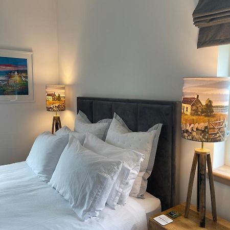 Bed and Breakfast Taigh Scalpaigh Portree Esterno foto